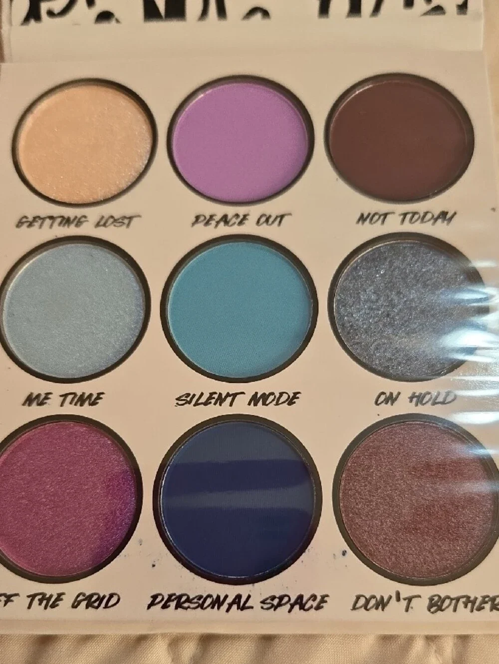 BH Cosmetics 'Do Not Disturb' White Eyeshadow Palette